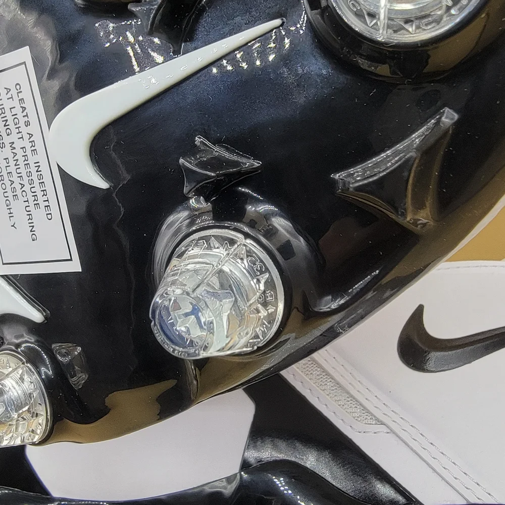 Nike Alpha Menace Pro 3 Low Detachable Football Cleats Men's Size 11 White Black